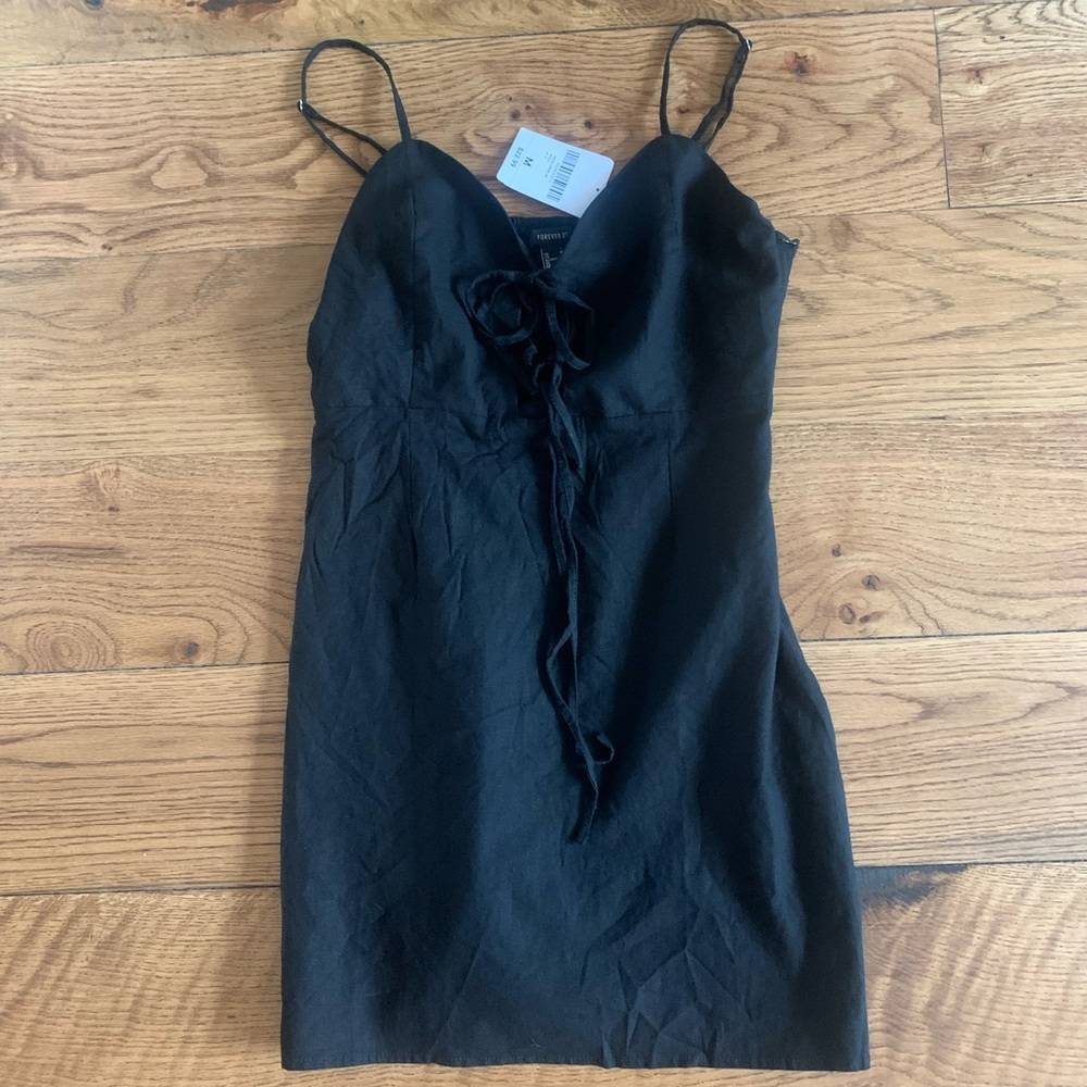 FOREVER21 BLACK DRESS SIZE MEDIUM
